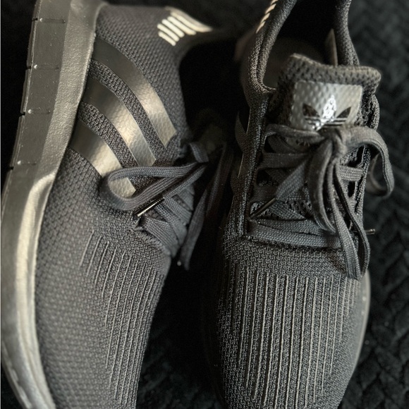 Adidas Sneakers - brand new, no box - Picture 3 of 6